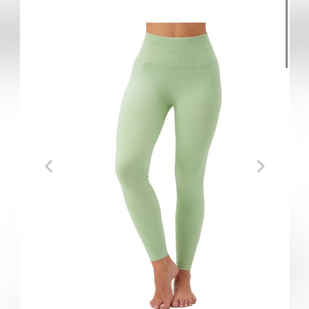 Spiritual Gangster Green Leggings